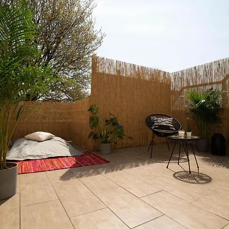 Beletage 50m Zum Strand & Grosse Terrasse Plus Parkplatz Lägenhet *
