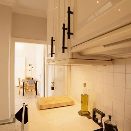 Beletage 50m Zum Strand & Grosse Terrasse Plus Parkplatz Lägenhet *